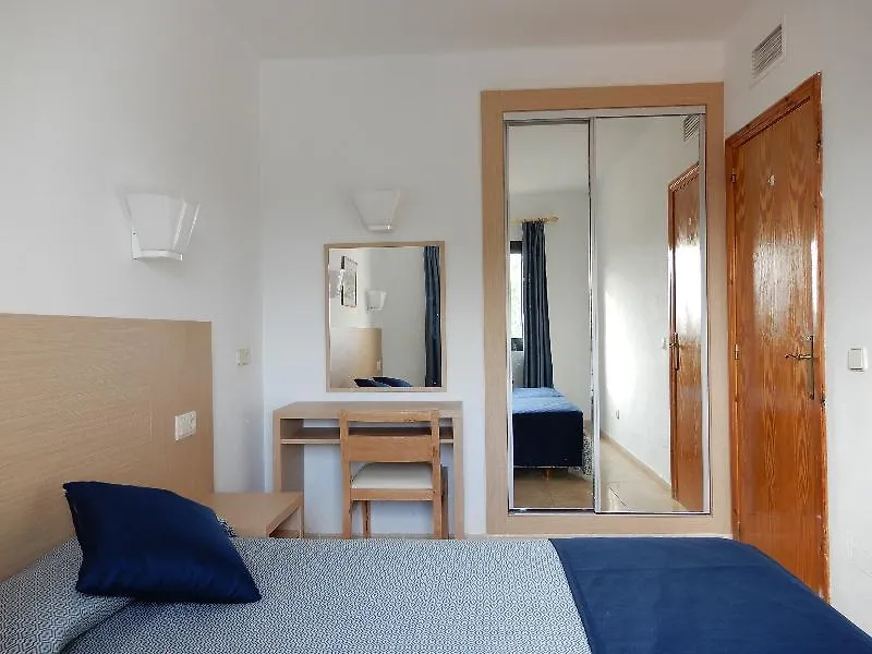 Marina Apartamentos Palmanova Apartment